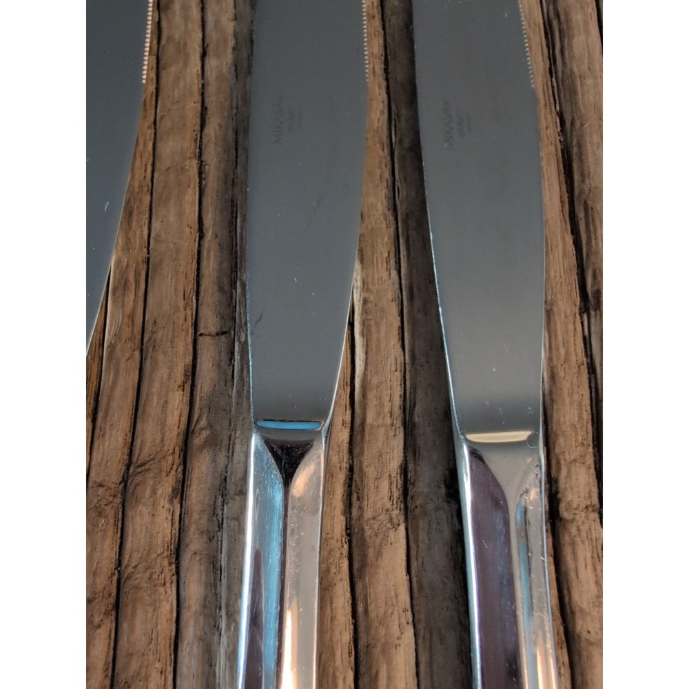 Mikasa Bravo Stainless Glossy 4 Dinner Knives 4 Pieces - Picture 12 of 16